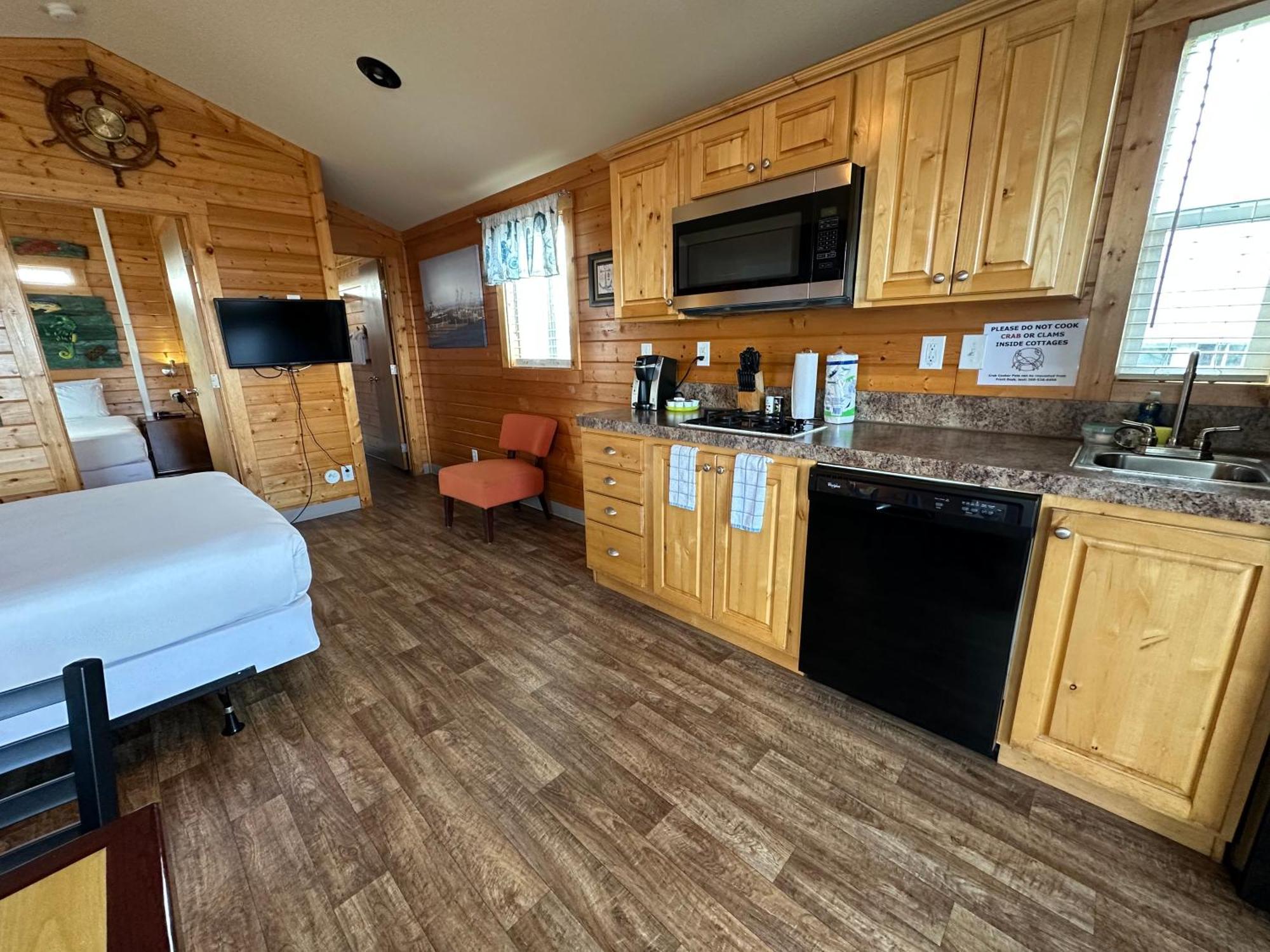 Westport Marina Cottages Экстерьер фото