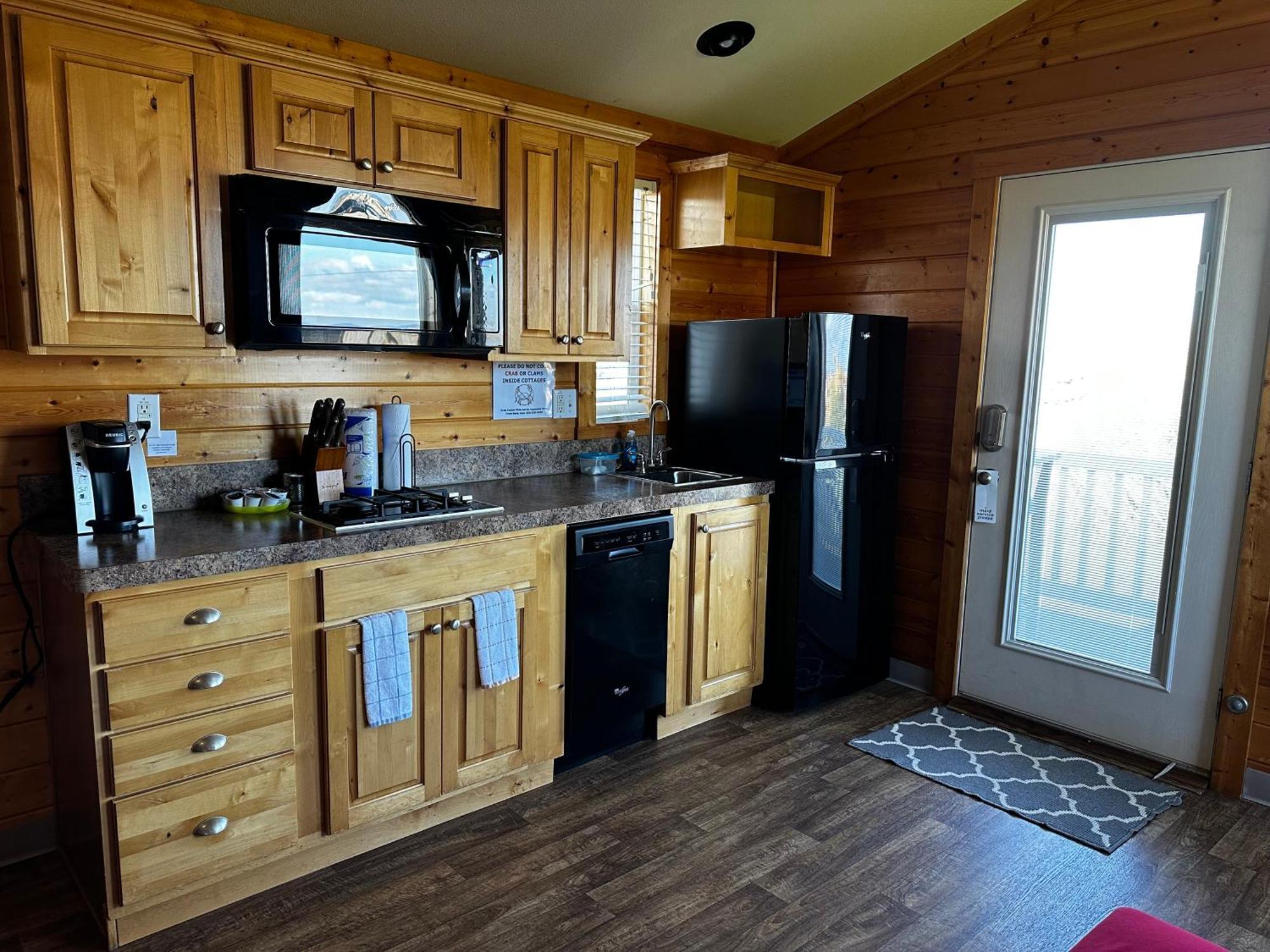 Westport Marina Cottages Экстерьер фото