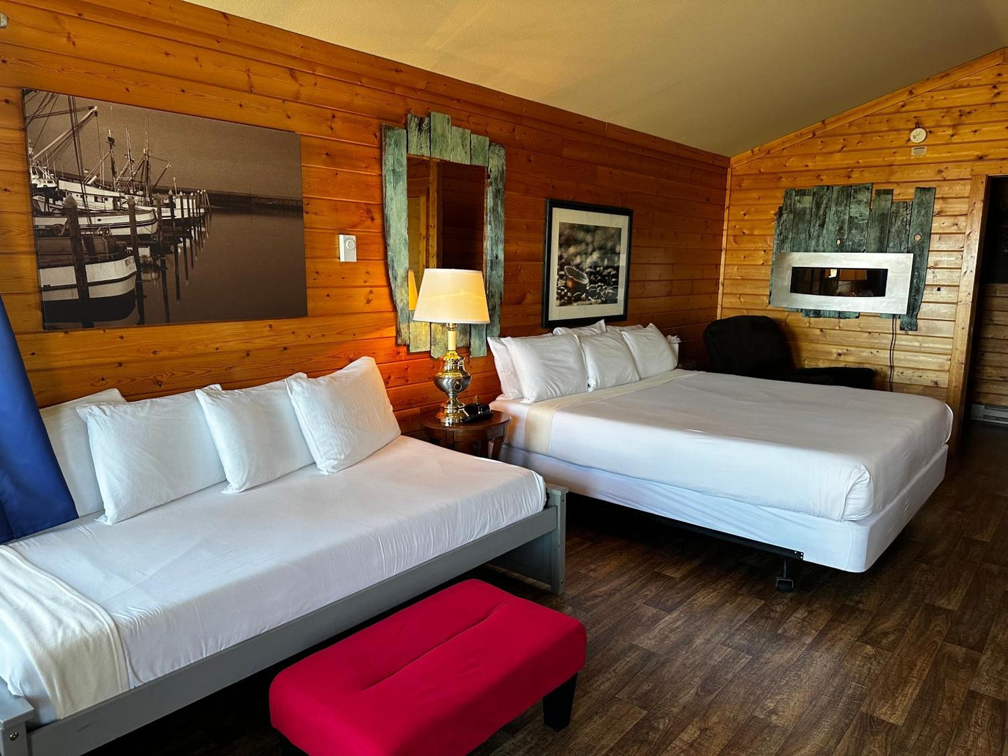 Westport Marina Cottages Экстерьер фото